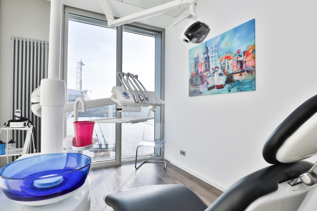 „All On Four“ – feste Zähne an einem Tag